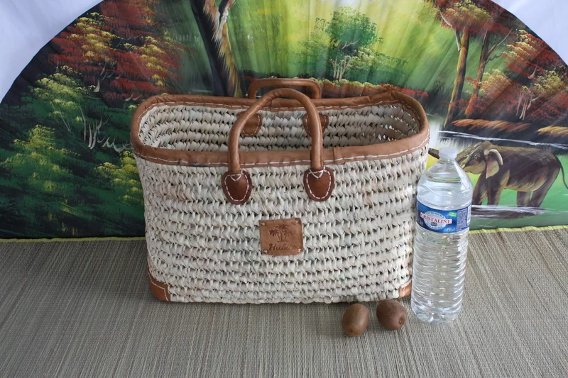 MAGNIFIQUE Panier en palmier nain - Grand RENFORTS CUIR - Sac cabas de courses, marché, plage - Original et Solide -