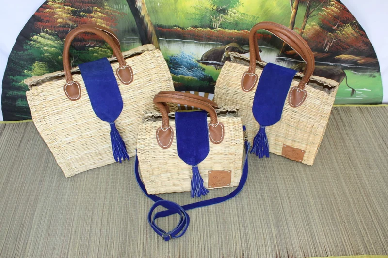 Panier qui ferme par rabat Daim - Sac à main avec bandoulière ou Cabas à courses chic : Choisissez celui qui vous convient ! CRÉATION UNIQUE