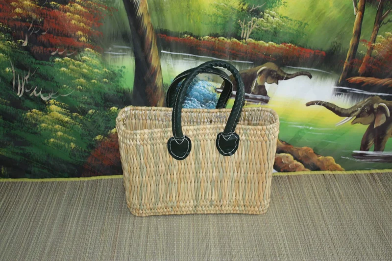 Superbe petit panier en JONC pour enfants. Pâques et la chasse aux oeufs ! - sac bac corbeille tressé rangement jouets & doudous