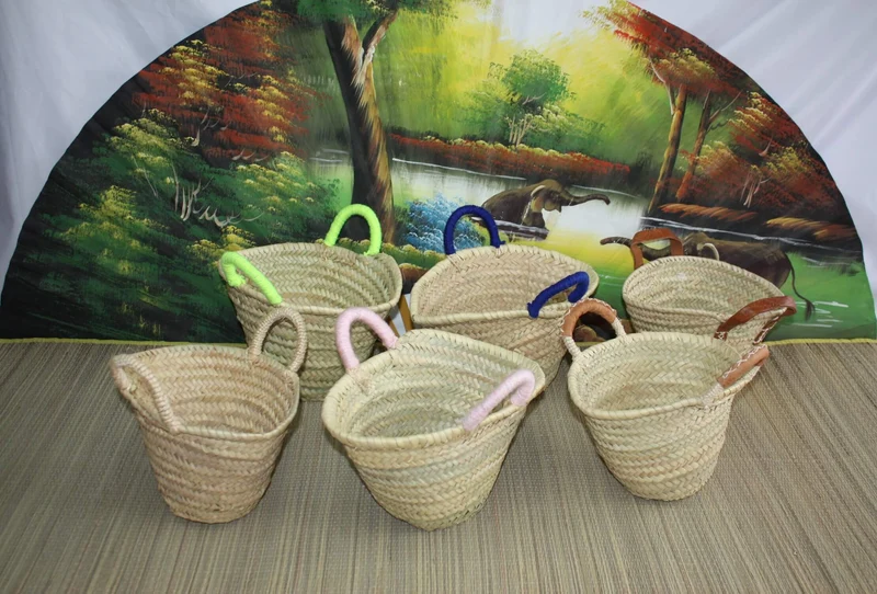 Beau petit panier pour enfants. Fille et Garçon. Tressé à la main - sac bac corbeille rangement jouets & doudous