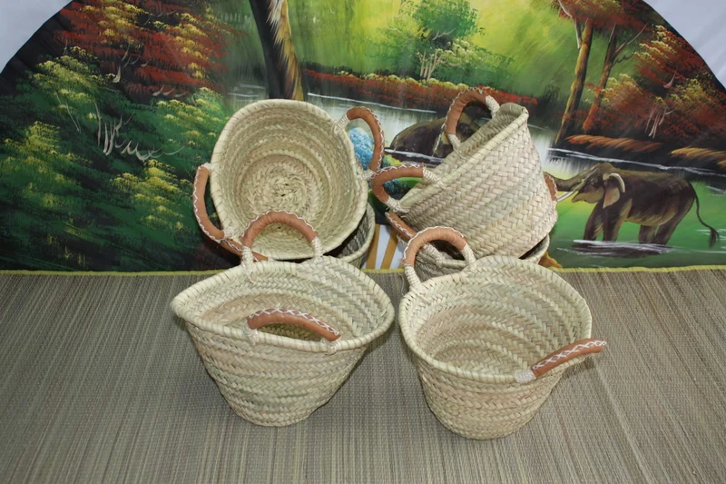 Beau petit panier pour enfants. Fille et Garçon. Tressé à la main - sac bac corbeille rangement jouets & doudous