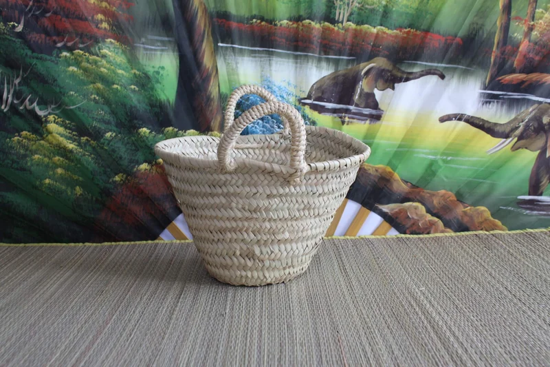 Beau petit panier pour enfants. Fille et Garçon. Tressé à la main - sac bac corbeille rangement jouets & doudous