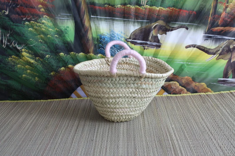 Beau petit panier pour enfants. Fille et Garçon. Tressé à la main - sac bac corbeille rangement jouets & doudous