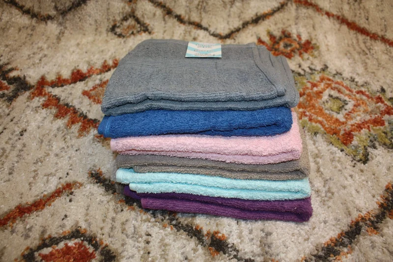 Serviette de toilette 50x90cm - 100% Coton - bain hôtel qualité épaisse - Couleur au Choix