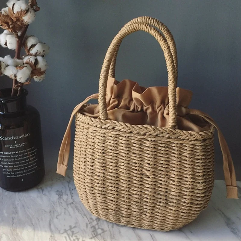 Sac à main en rotin tissé à la main