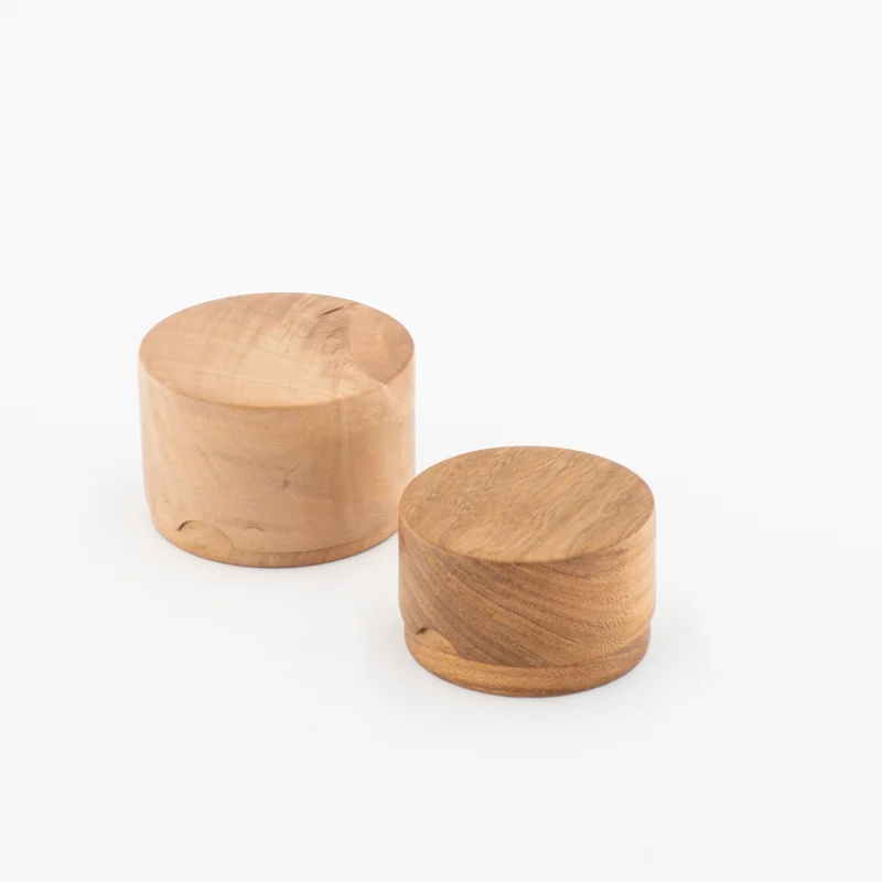 Boîte à rien en bois tourné - moyen modèle