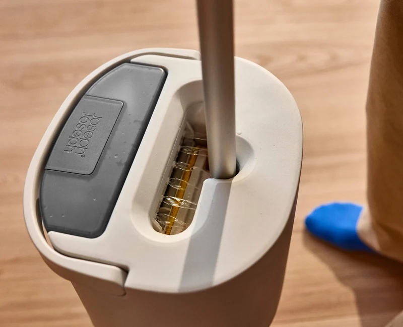 Système de nettoyage des sols avec tête en microfibre et tampons de rechange UltraClean