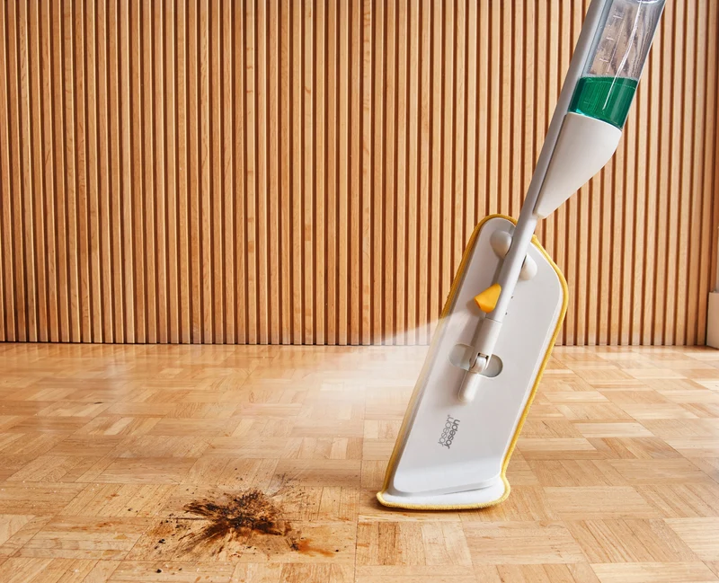 Serpillière à Spray 2-en-1 avec Tampon de Rechange CleanTech