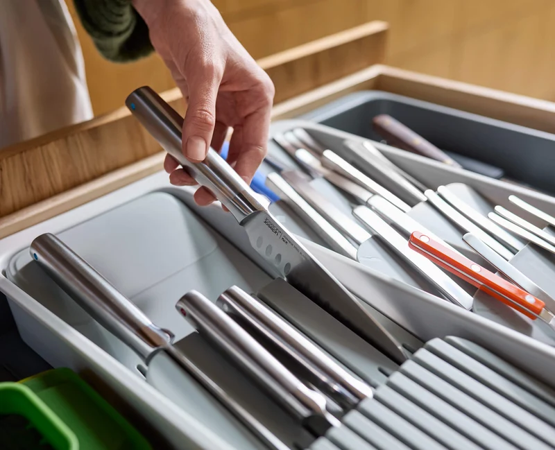 Range-Couverts et Couteaux Extensible et Étagé Drawerstore™