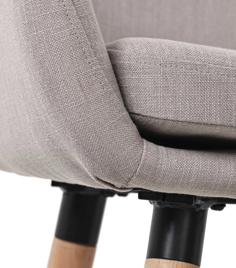 Lot de 2 tabourets de bar lounge design scandinave assise en tissu taupe pieds en bois repose-pieds en métal 10_0004173