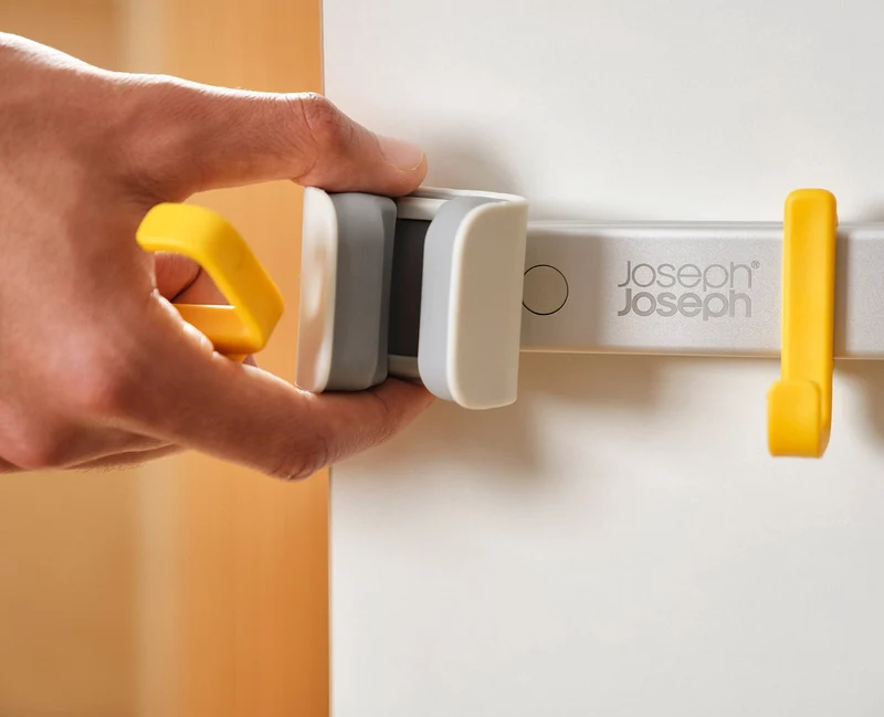 Support Mural pour Outils de Nettoyage CleanTech™