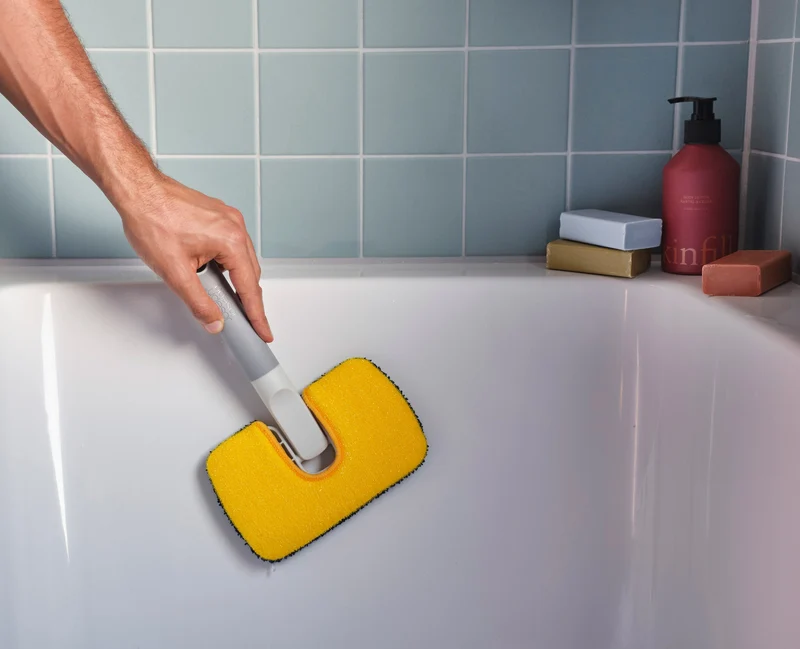Outil de Nettoyage Multifonction 2-en-1 avec Manche Télescopique CleanTech™