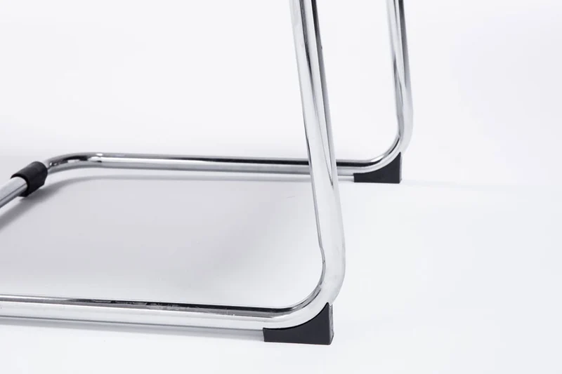 Lot de 2 fauteuils de bureau chaises visiteur avec accoudoirs en PVC noir et métal chromé 10_0001886