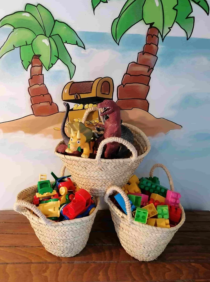 Beau Petit panier pour enfant - tressé en feuille de palmier - couffin sac corbeille décoration rangement jouet
