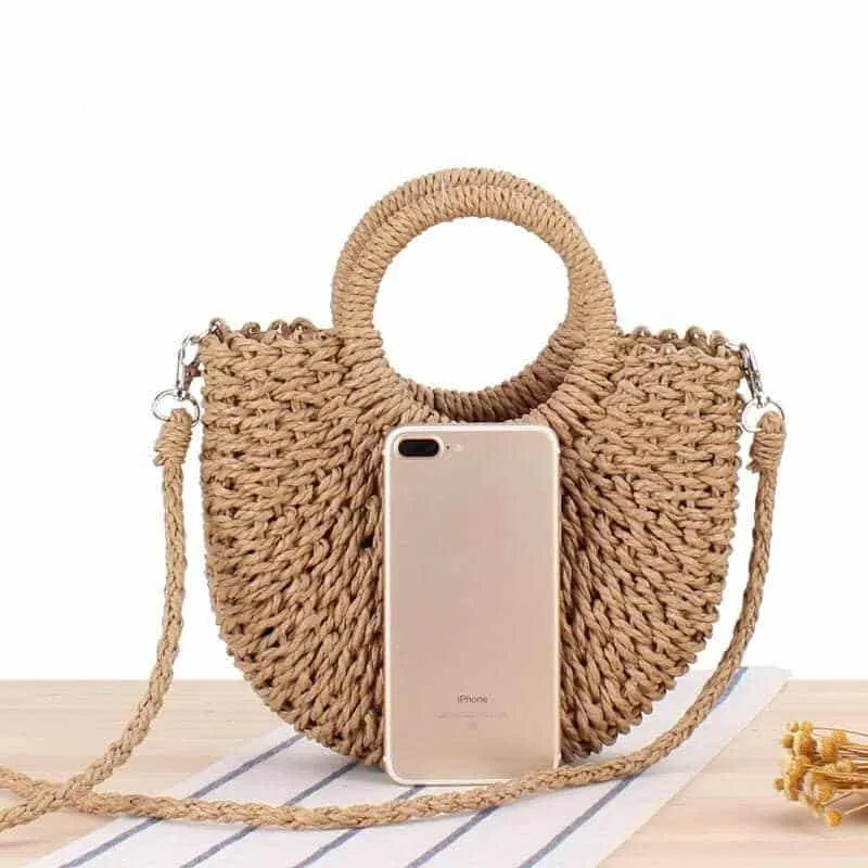 Sac à bandoulière demi-rond tissé en rotin