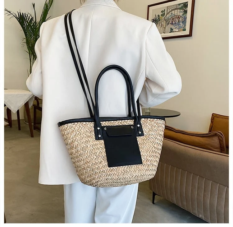 Sac de plage noir en rotin tissé