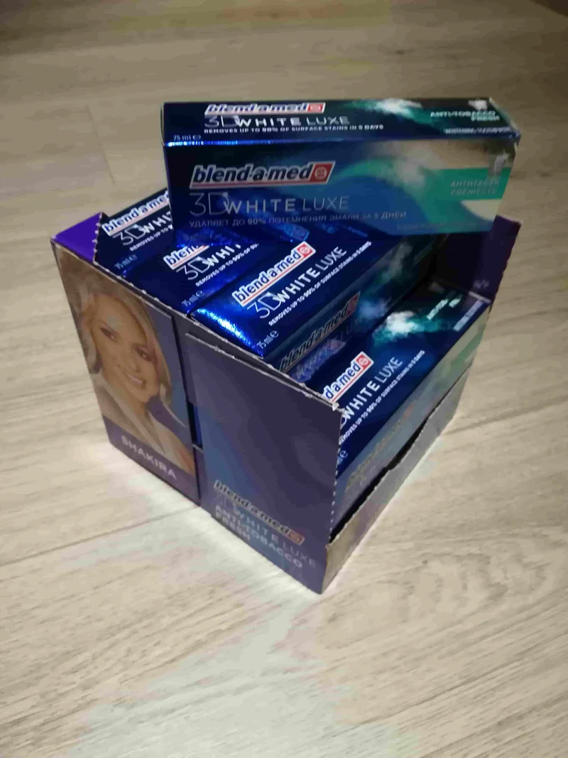 Lot de 1 à 12 dentifrices 3D WHITE LUXE - ORAL B Fraîcheur anti-tabac