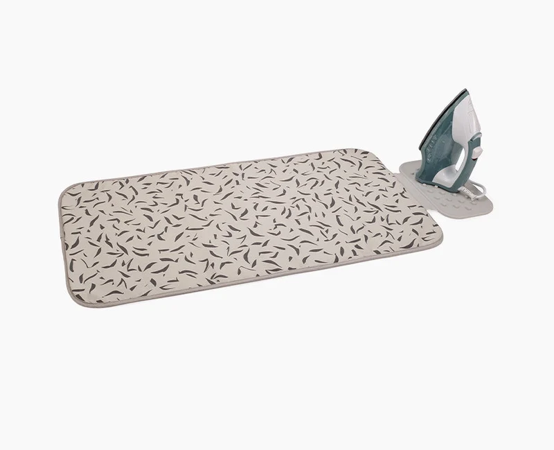 Tapis de repassage de table Swift™ écru