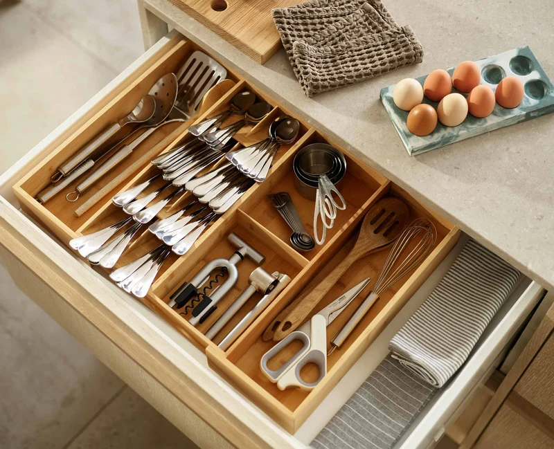 Organisateur de Couverts Extensible Bambou DrawerStore™