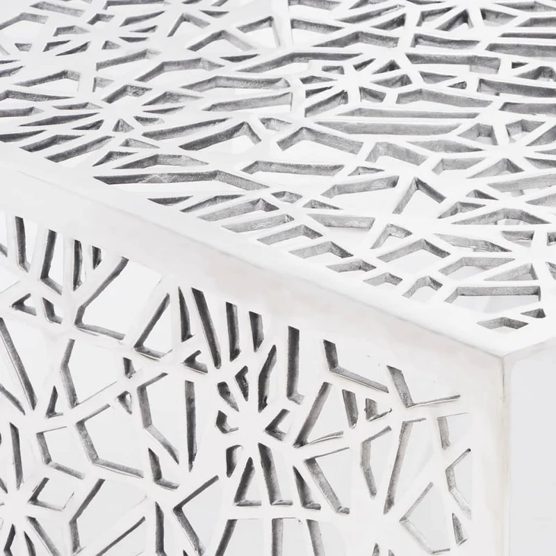 Table basse carrée design en aluminium ajouré – finition argentée – 69 × 69 cm DEC037316