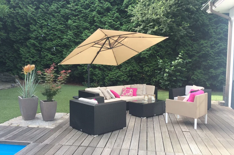 Parasol professionnel restaurant pour jardin terrasse 3x3m (Ø4,24m) polyester aluminium/acier 23kg vert avec pied 04_0003448