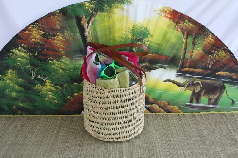 Sac de plage / Panier d'été en paille - ANSES LONGUES CUIR - Rond & Original - Tressé en Palmier Nain -