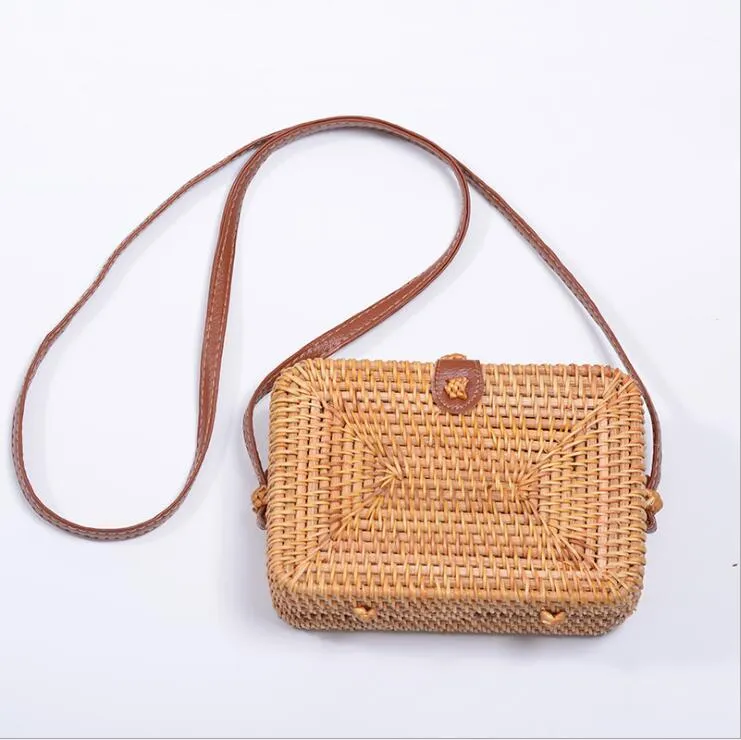 Sac à main carré bohème en rotin tissé à la main pour femme