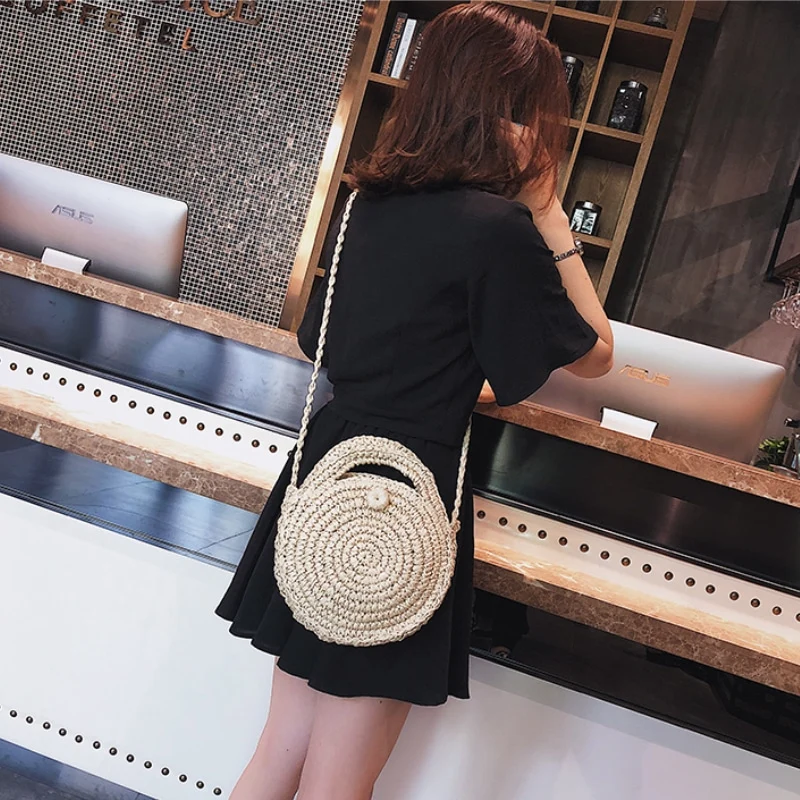 Sac bandoulière en paille tissé à la main pour femme