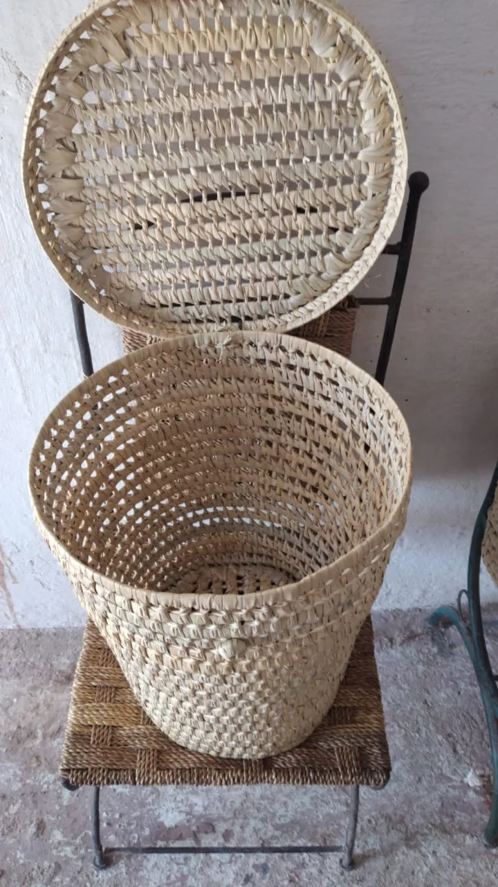 Grand Panier à linge Rond - TRESSÉ MAIN en PALMIER Blanc - Bac Corbeille osier paille rotin