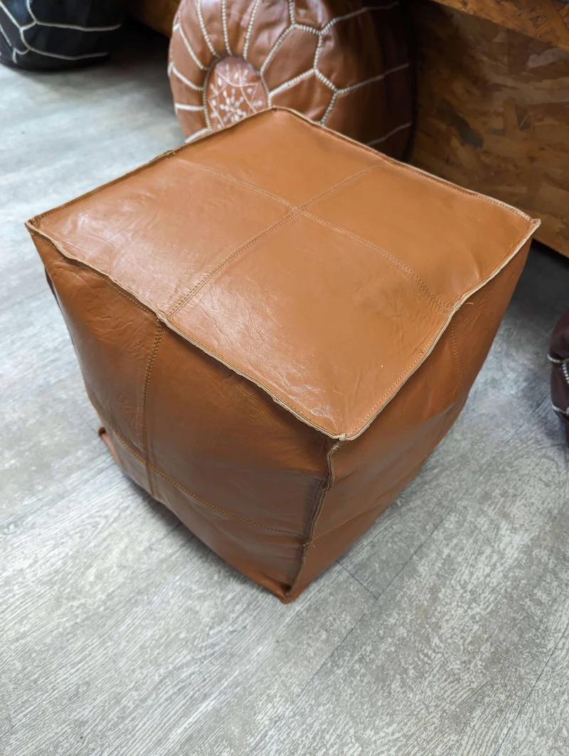 GROS POUF CARRÉ en cuir Marocain - Fait Main - Moderne & Design - 2 finitions au choix -