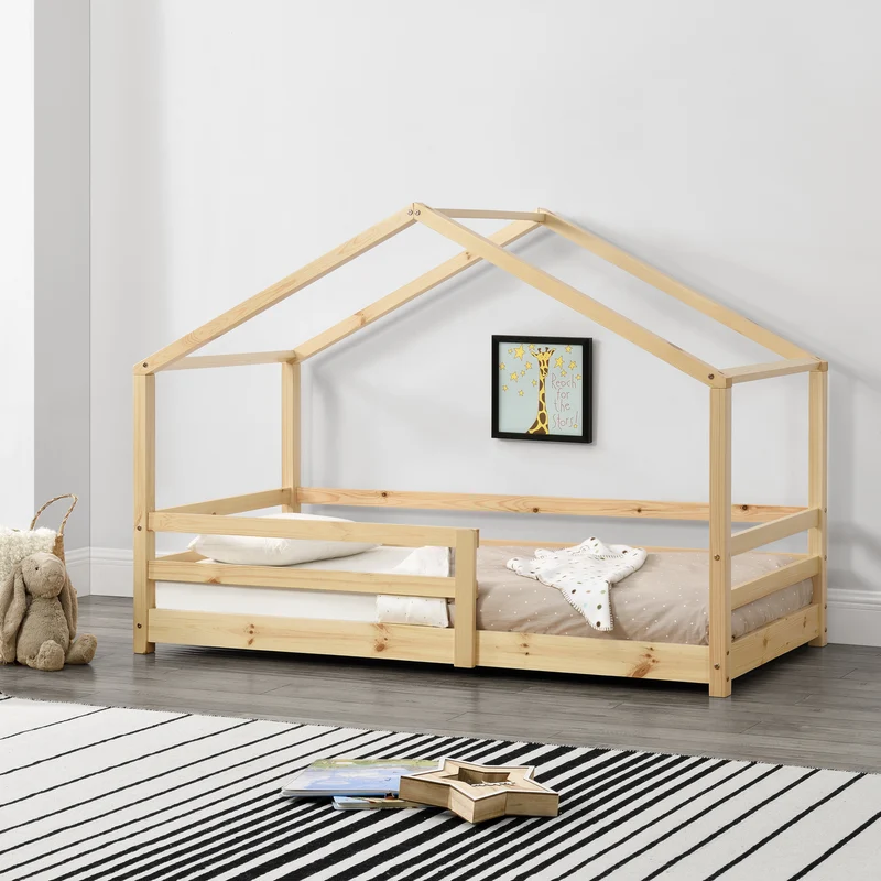 Lit cabane maison pour enfant avec barrière et sommier à lattes bois de pin naturel 160 x 80 cm 03_0005525