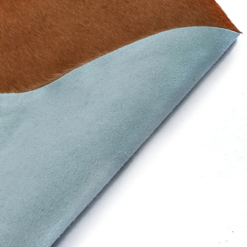 Tapis en peau de vache véritable Marron et blanc 150 x 170 cm DEC024017