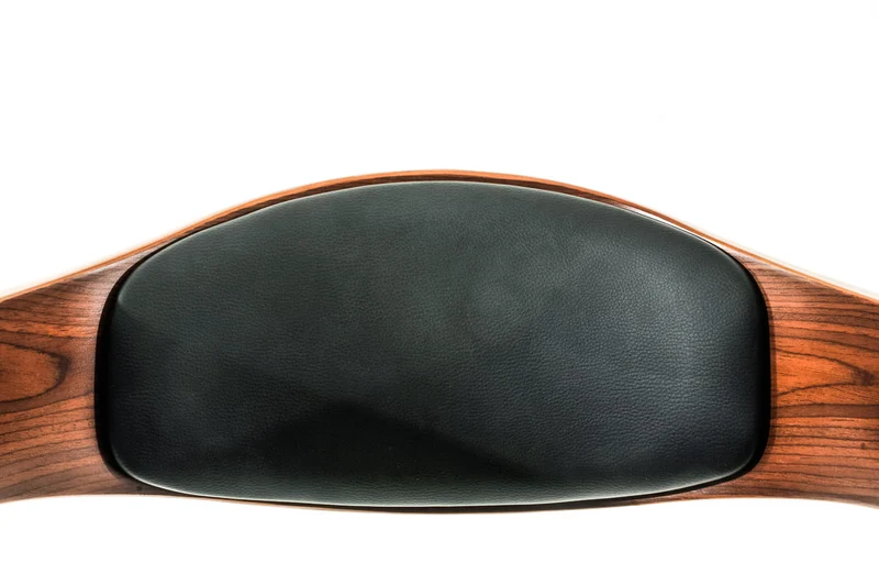 Set de 2 chaises hautes tabouret de bar avec repose-pied design moderne bois et synthétique noir 10_0000788